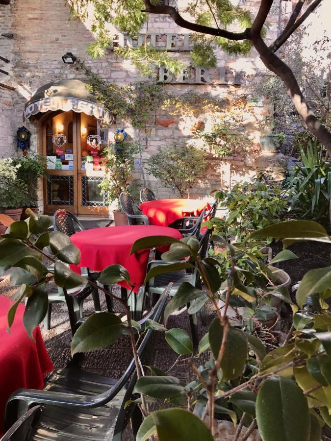 Hotel Berti Assisi Exterior photo