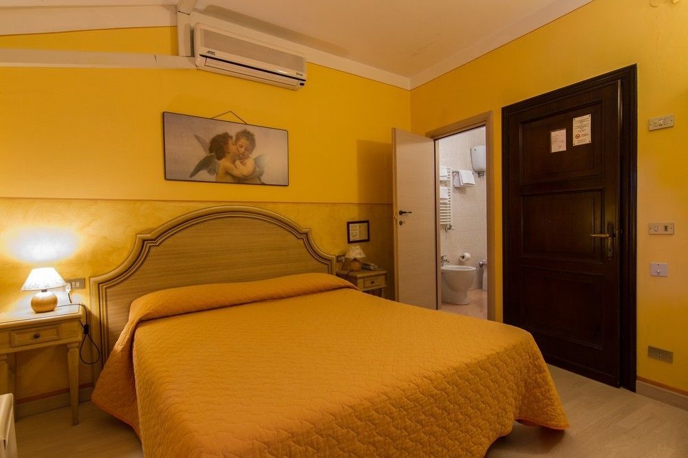 Hotel Berti Assisi Exterior photo