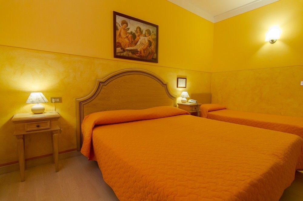 Hotel Berti Assisi Exterior photo