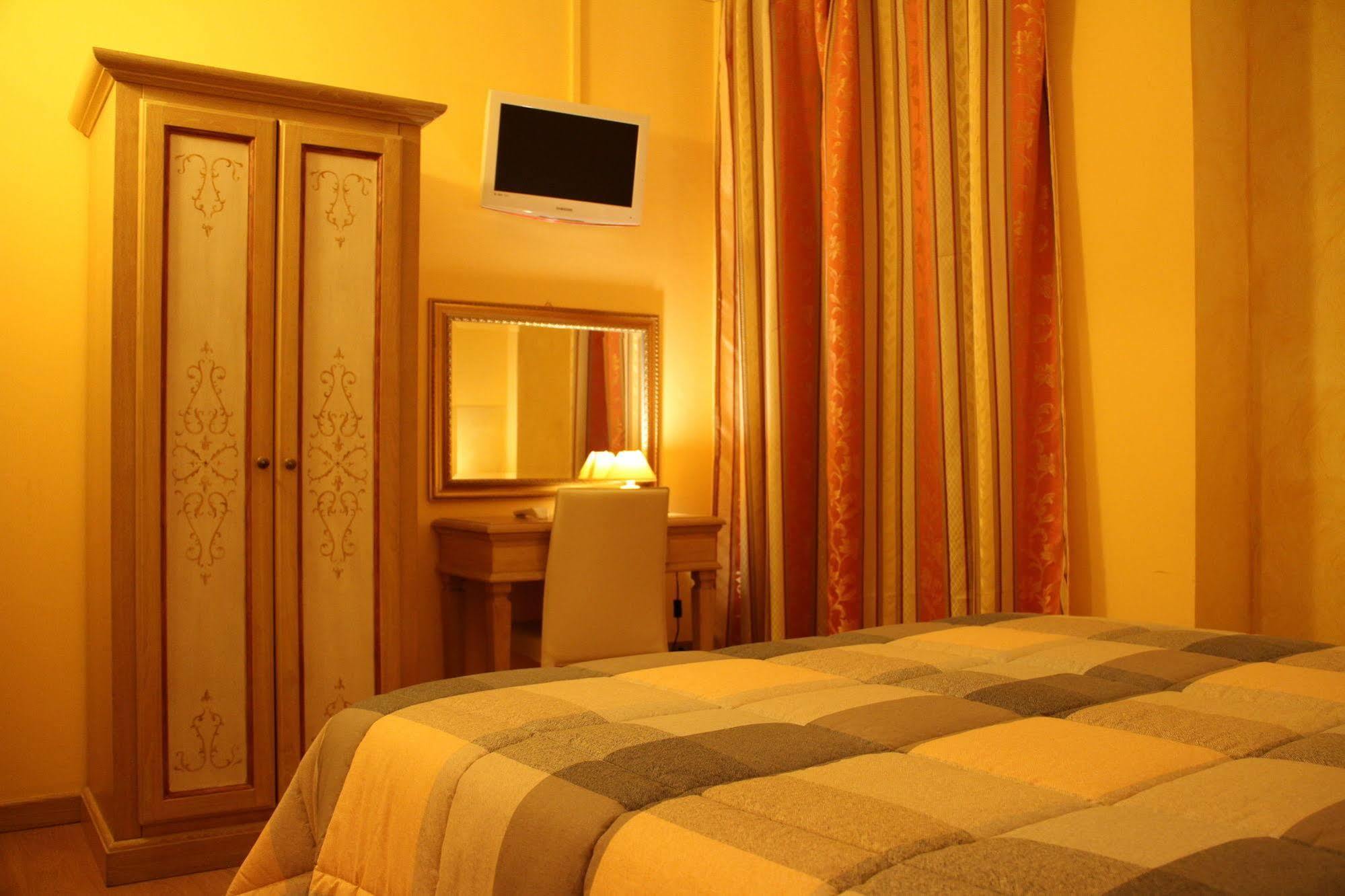Hotel Berti Assisi Exterior photo